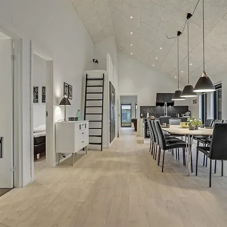 Jonne - 200m To The Fjord By Interhome *