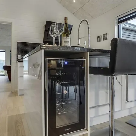 Jonne - 200m To The Fjord By Interhome Vakantiehuis