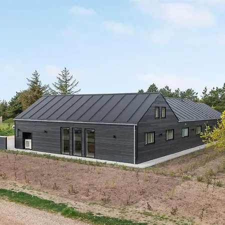 Jonne - 200m To The Fjord By Interhome